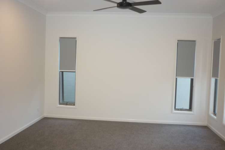 Third view of Homely house listing, 16 Jade Way, Helensvale QLD 4212