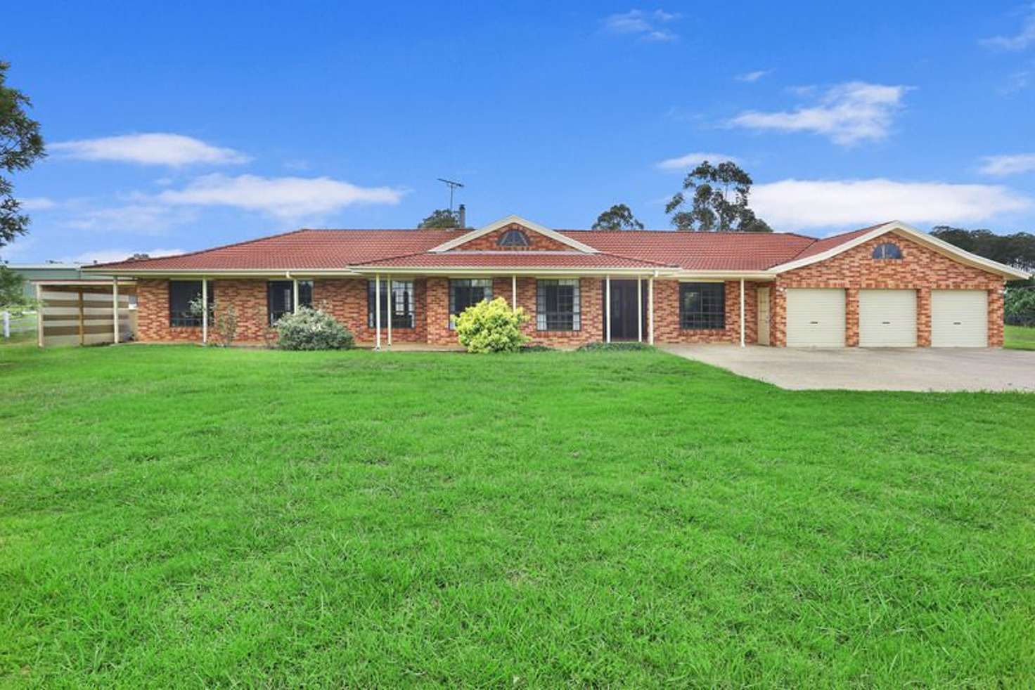 Main view of Homely acreageSemiRural listing, 817 Windsor Road, Box Hill NSW 2765