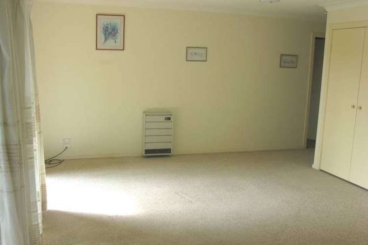 Second view of Homely unit listing, 3/24 Samuelson Crescent, Armidale NSW 2350