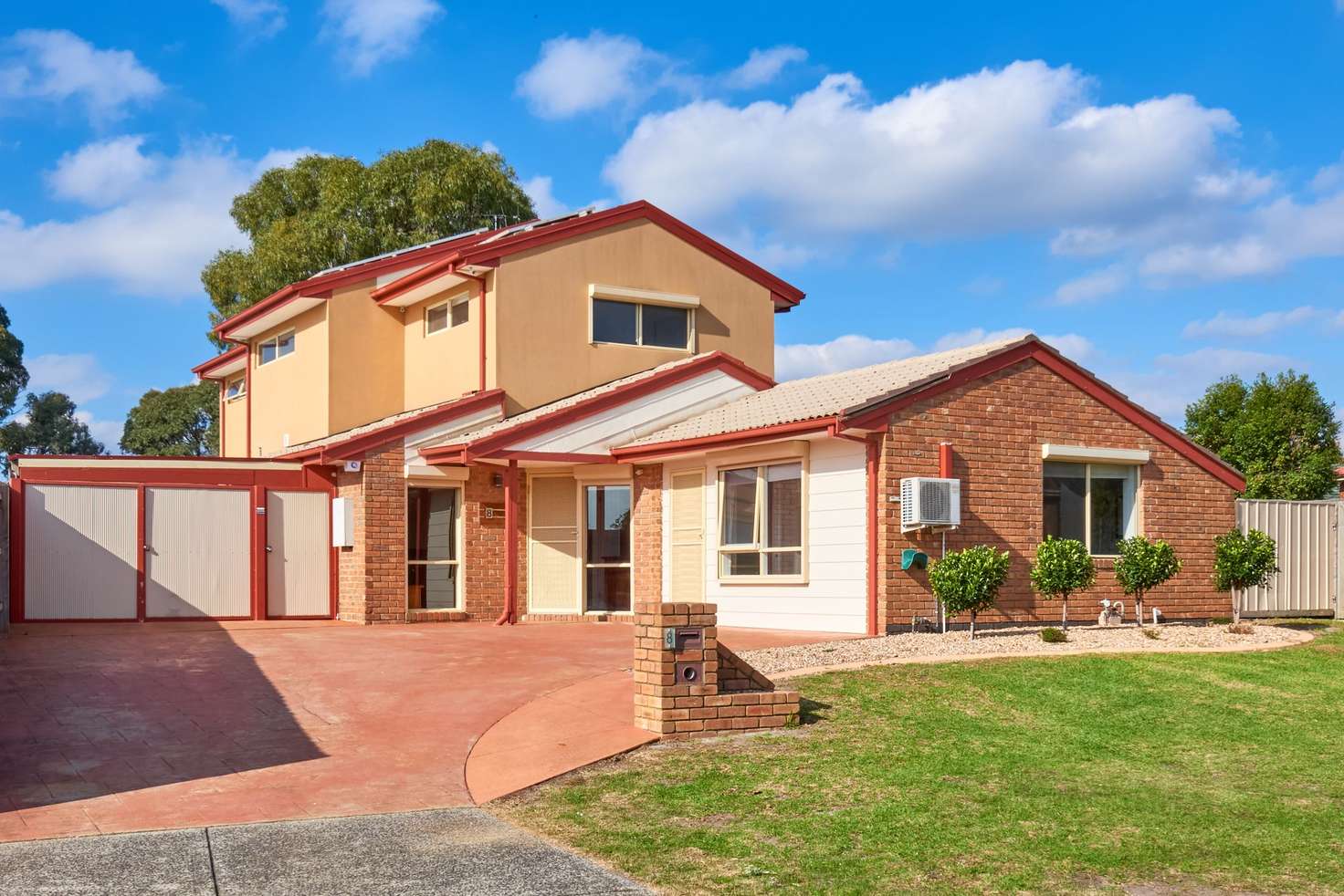 Main view of Homely house listing, 8 Orsett Crt, Carrum Downs VIC 3201