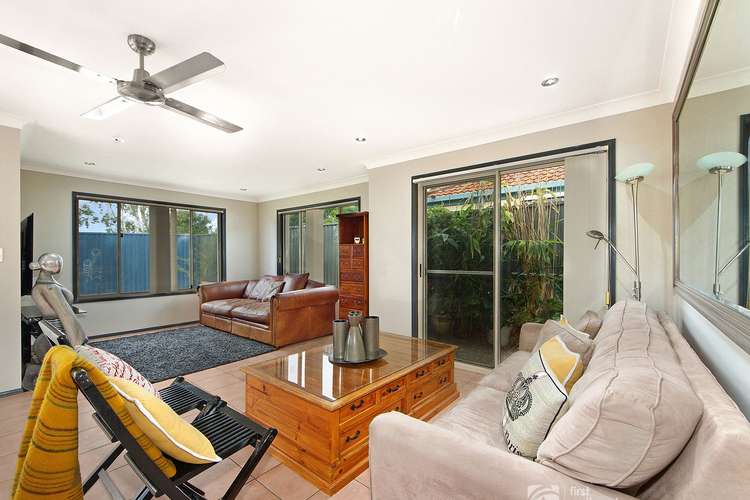 Second view of Homely house listing, 3 Oaklyn Place, Merrimac QLD 4226