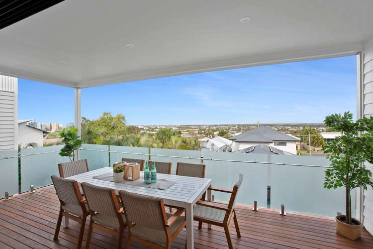 Second view of Homely semiDetached listing, 2/7 Marjorie Street, Mooloolaba QLD 4557