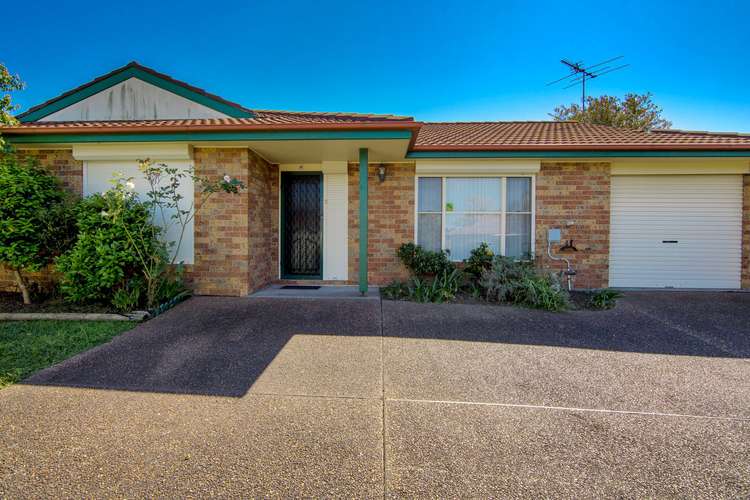 Main view of Homely house listing, 4/15 Bakeri Circuit, Warabrook NSW 2304