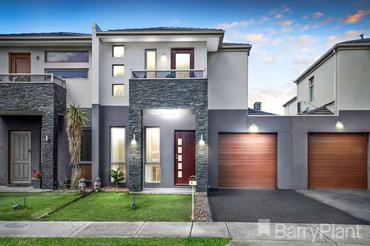 Main view of Homely townhouse listing, 8 Sarah Street, Sunshine West VIC 3020