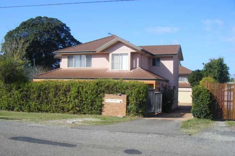 Main view of Homely townhouse listing, 1/11 Moorah Avenue, Blue Bay NSW 2261
