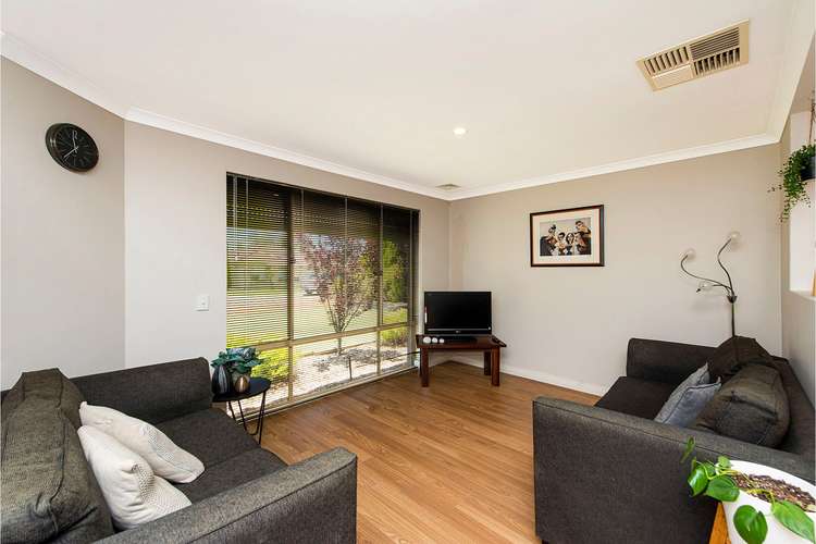 Sixth view of Homely house listing, 2 Pearl Court, Maida Vale WA 6057