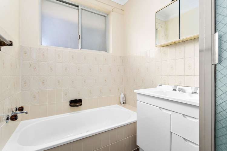 Fifth view of Homely apartment listing, 5/3-5 Shaftesbury Street, Carlton NSW 2218