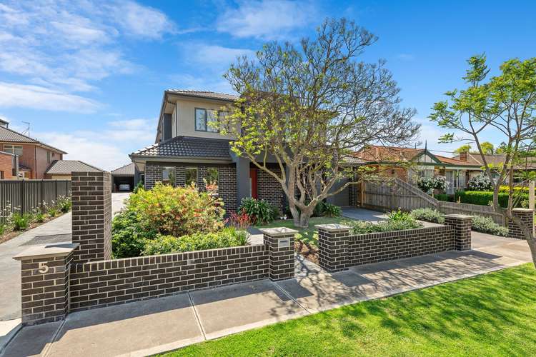 Main view of Homely townhouse listing, 1/5 Dagonet Street, Strathmore VIC 3041