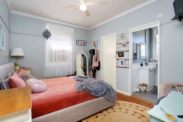 Sixth view of Homely house listing, 8 Fernleigh Road, Mount Austin NSW 2650