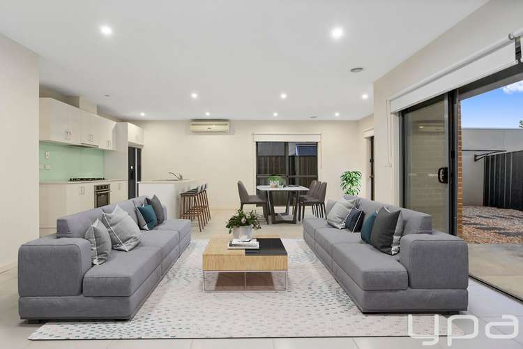 Second view of Homely house listing, 2/6 Sidney Nolan Walk, Point Cook VIC 3030