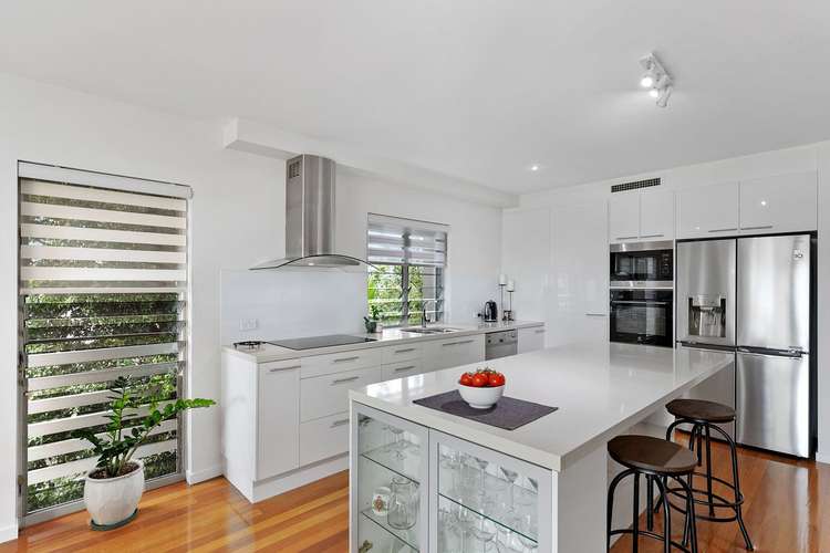 Third view of Homely unit listing, 2/541 Esplanade, Urangan QLD 4655