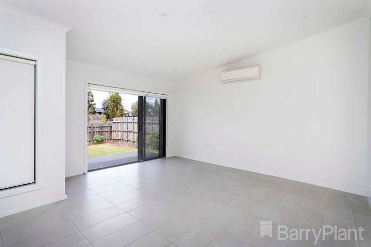 Fifth view of Homely unit listing, 4 Hensbergh Place, Sunshine West VIC 3020
