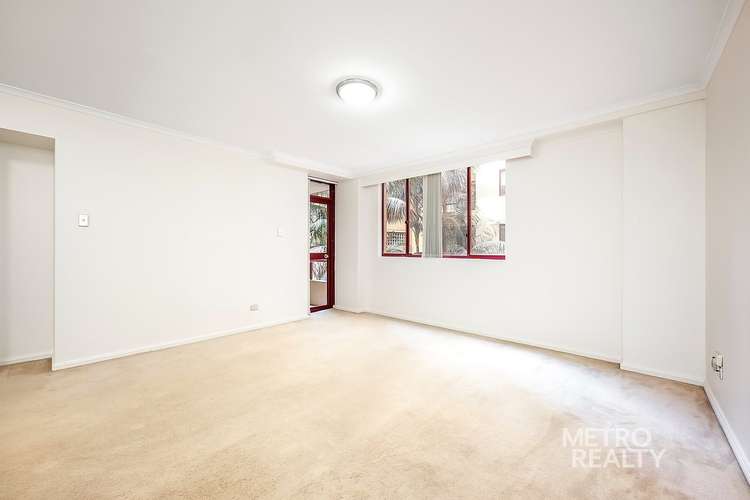 Third view of Homely apartment listing, 172/158 Day Street, Sydney NSW 2000