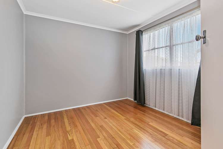 Fifth view of Homely house listing, 2 Hoop Court, Frankston North VIC 3200