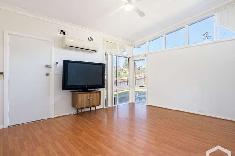 Second view of Homely house listing, 5 Jakari Crescent, Whalan NSW 2770