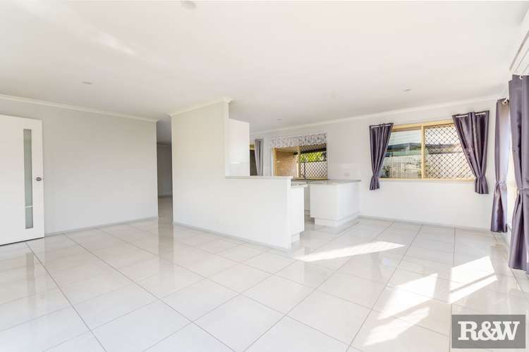 Fifth view of Homely house listing, 2 Long Court, Morayfield QLD 4506