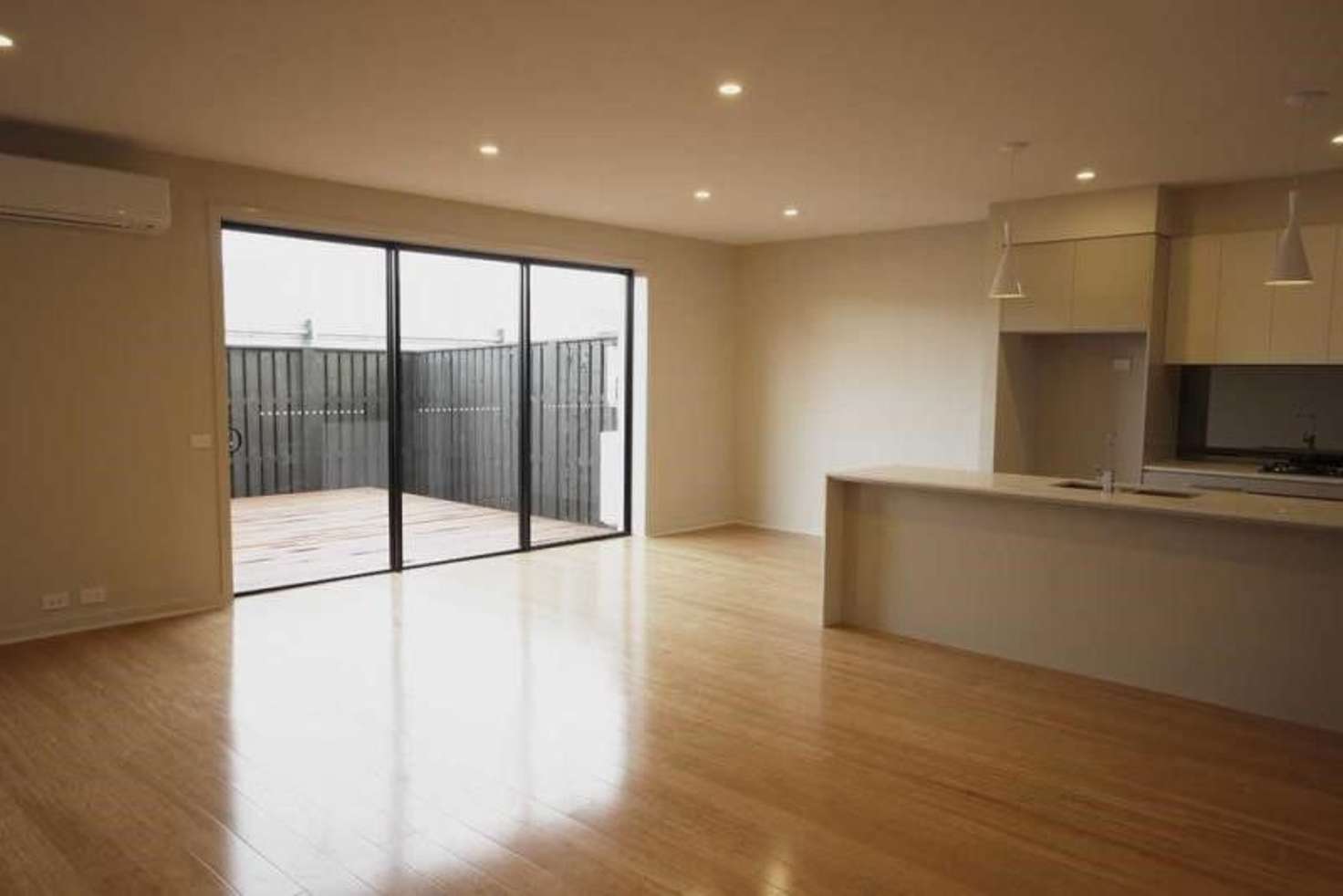 Main view of Homely townhouse listing, 6/27 Dromana Avenue, Bentleigh East VIC 3165