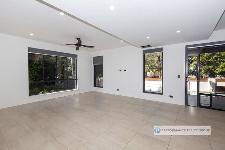 Fourth view of Homely semiDetached listing, 2/39 Holland Court, Broadbeach Waters QLD 4218