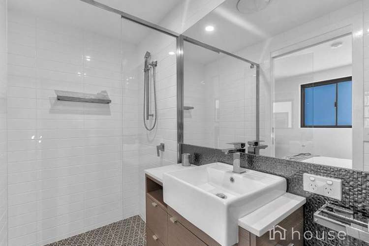 Sixth view of Homely unit listing, 202/610-616 Main Street, Kangaroo Point QLD 4169