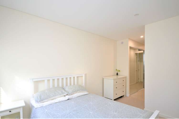 Fifth view of Homely unit listing, 306/8 Kendall Street, Gosford NSW 2250