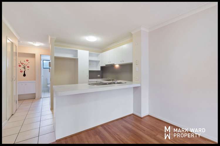 Third view of Homely apartment listing, 32/38 Palmer Street, Greenslopes QLD 4120