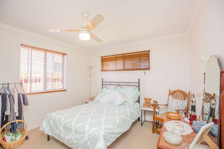 Fifth view of Homely unit listing, 2/28 Sunset Drive, Thabeban QLD 4670