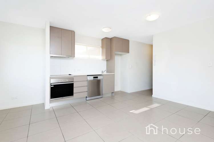 Fifth view of Homely unit listing, 13/14 Rose Street, Southport QLD 4215