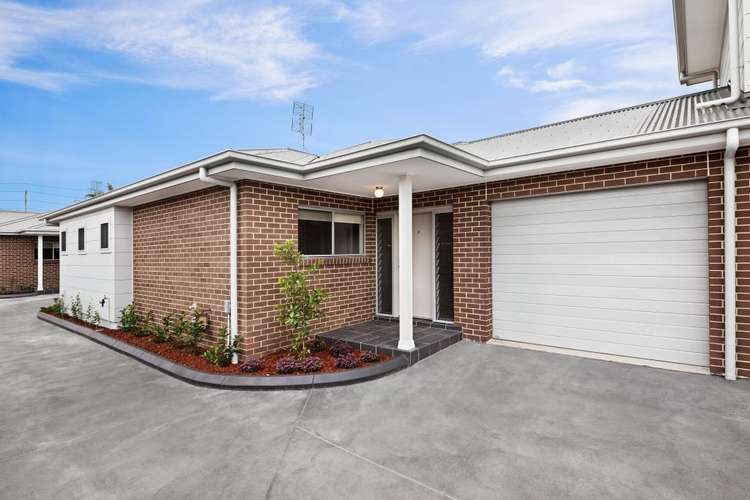 Third view of Homely villa listing, 2/13 Waratah Avenue, Woy Woy NSW 2256
