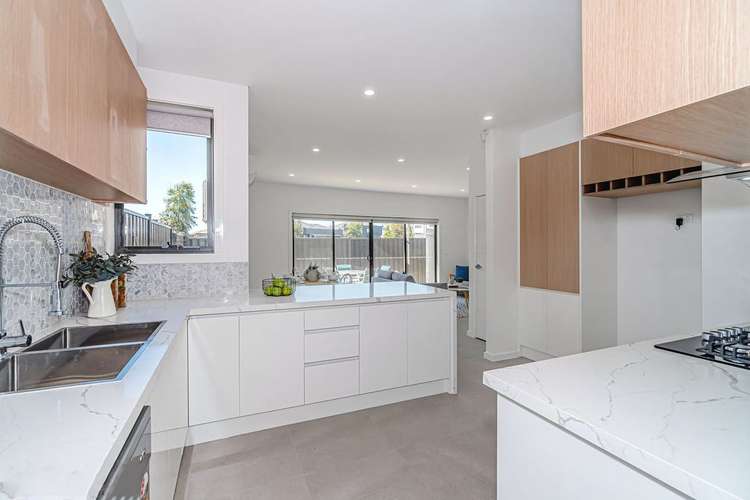Fourth view of Homely unit listing, 4/65 Dawnview Crescent, Roxburgh Park VIC 3064