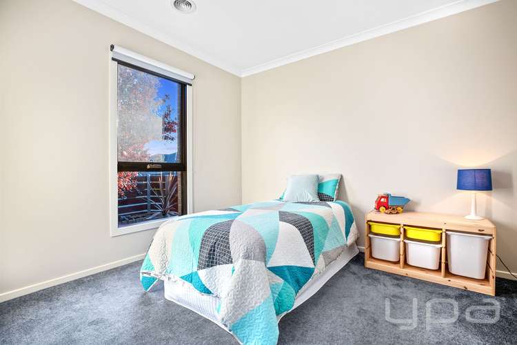 Fourth view of Homely house listing, 1/15 Kensington Circle, Derrimut VIC 3030