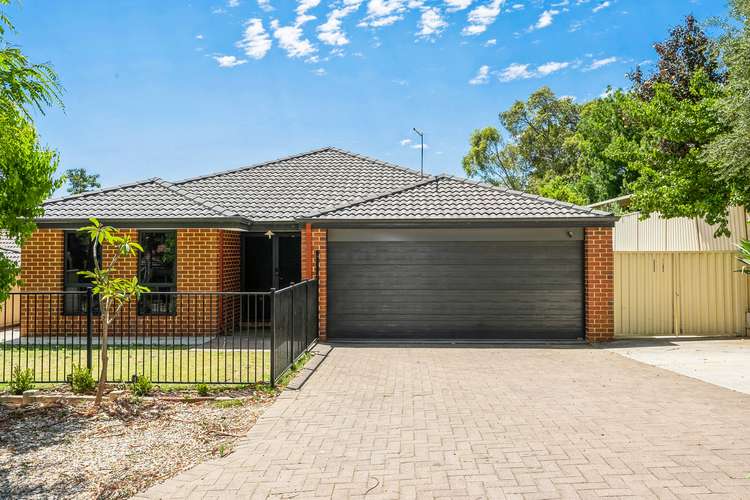 1B Jarril Place, Koongamia WA 6056