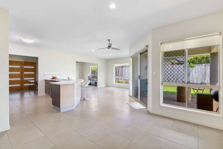 6 Silver Rock Court, Glass House Mountains QLD 4518