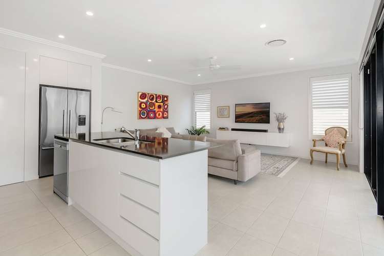 Sixth view of Homely townhouse listing, 2/2 Saint Pauls Place, Isle Of Capri QLD 4217