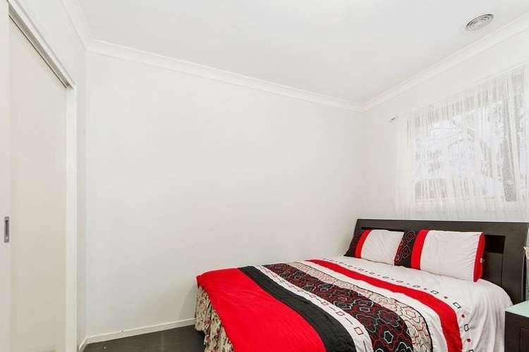 Fourth view of Homely unit listing, 2/72 Vincent Avenue, St Albans VIC 3021