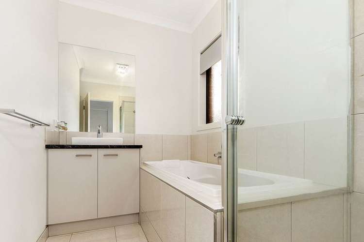 Fifth view of Homely unit listing, 2/72 Vincent Avenue, St Albans VIC 3021