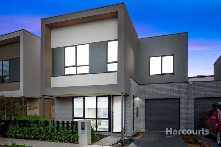 Main view of Homely townhouse listing, 10 Padley Street, St Albans VIC 3021
