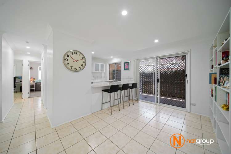 Sixth view of Homely house listing, 2 Kentish Court, Heritage Park QLD 4118