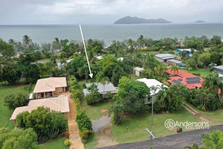 10 McNamara St, Wongaling Beach QLD 4852