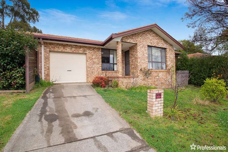 Main view of Homely unit listing, 2/11 The Boulevarde, Armidale NSW 2350