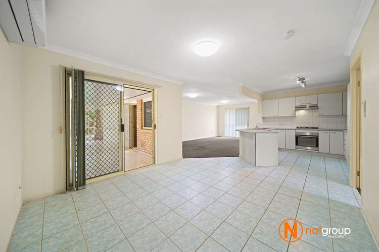 Fifth view of Homely house listing, 2 Leicestershire Close, Heritage Park QLD 4118