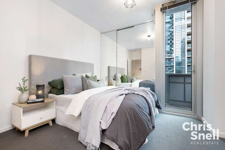 Third view of Homely apartment listing, 905/25 Wills Street, Melbourne VIC 3000