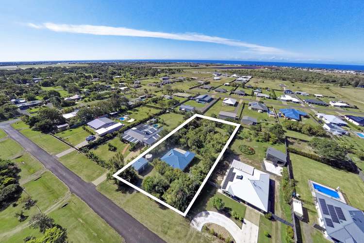 Main view of Homely acreageSemiRural listing, 7 Clipper Court, Innes Park QLD 4670