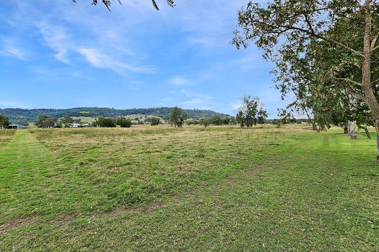 25 Summerholm Road, Summerholm QLD 4341