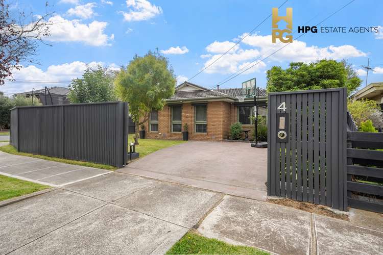 4 Fisher Grove, Tullamarine VIC 3043