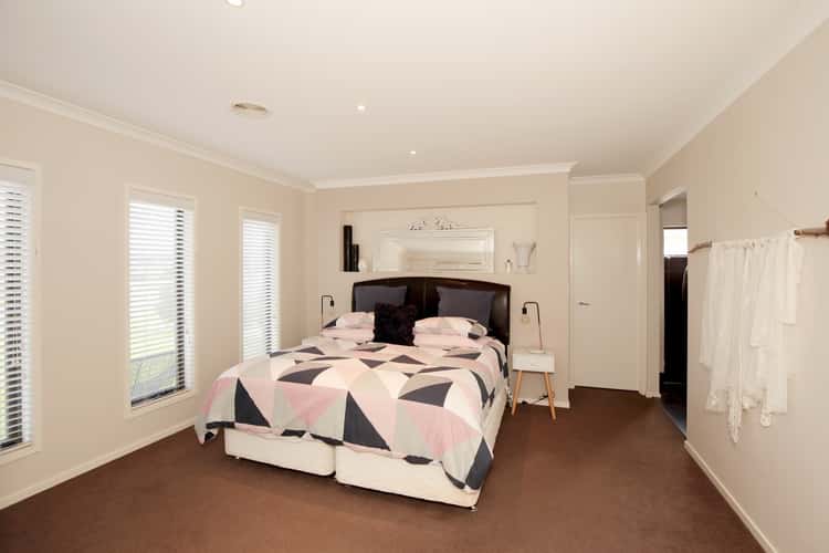 Seventh view of Homely house listing, 7 Breasley Crescent, Boorooma NSW 2650