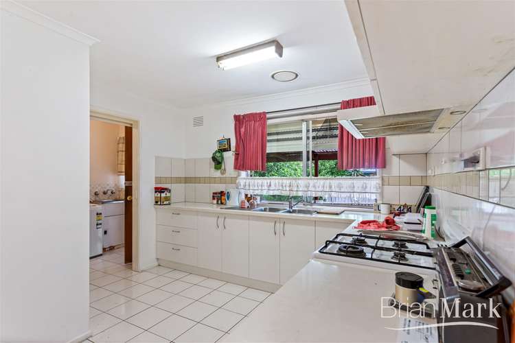 Third view of Homely house listing, 2 Cumberland Court, Werribee VIC 3030