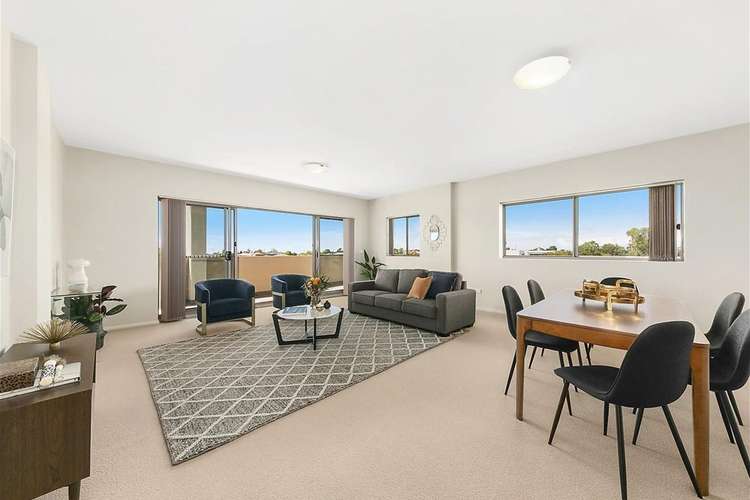 Main view of Homely apartment listing, 201/215-217 Pacific Highway, Charlestown NSW 2290