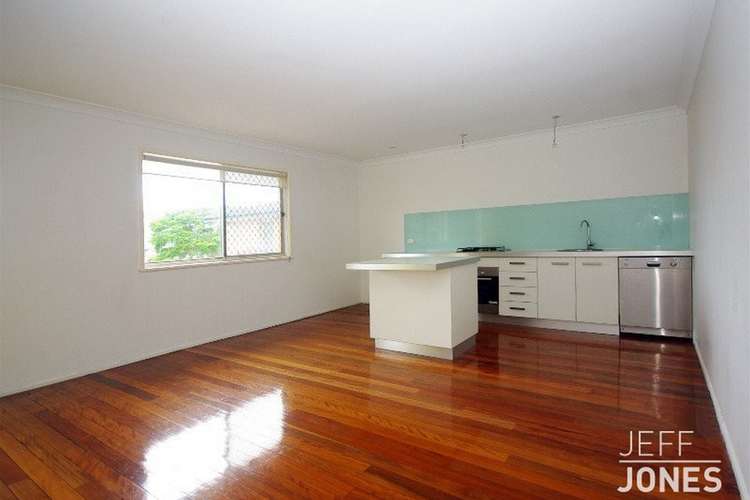 Main view of Homely unit listing, 5/8 Ames Street, Coorparoo QLD 4151