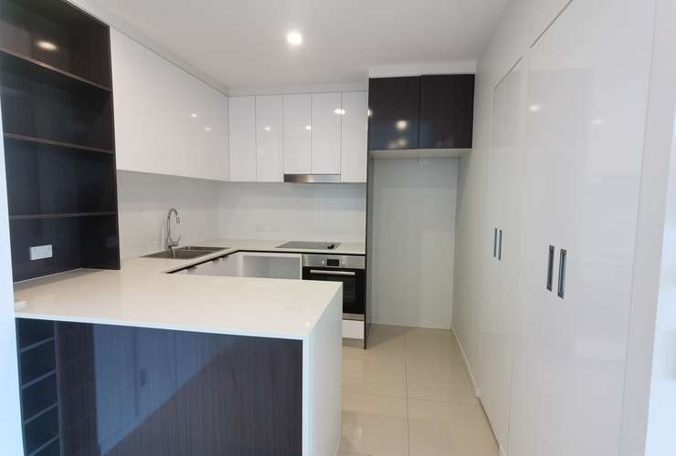 Second view of Homely apartment listing, 47/55 Princess Street, Kangaroo Point QLD 4169
