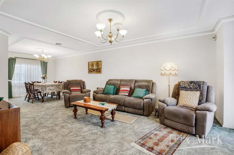 Second view of Homely house listing, 3 Veronica Court, Werribee VIC 3030
